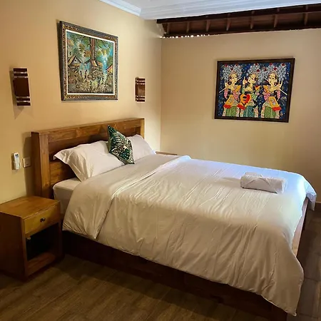 Ananda House Apartment