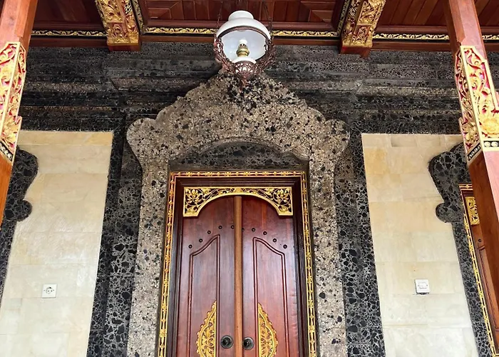 Ananda House ホームステイ ウブド