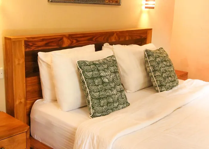 Ananda House